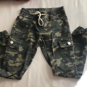Army camo cargo joggers